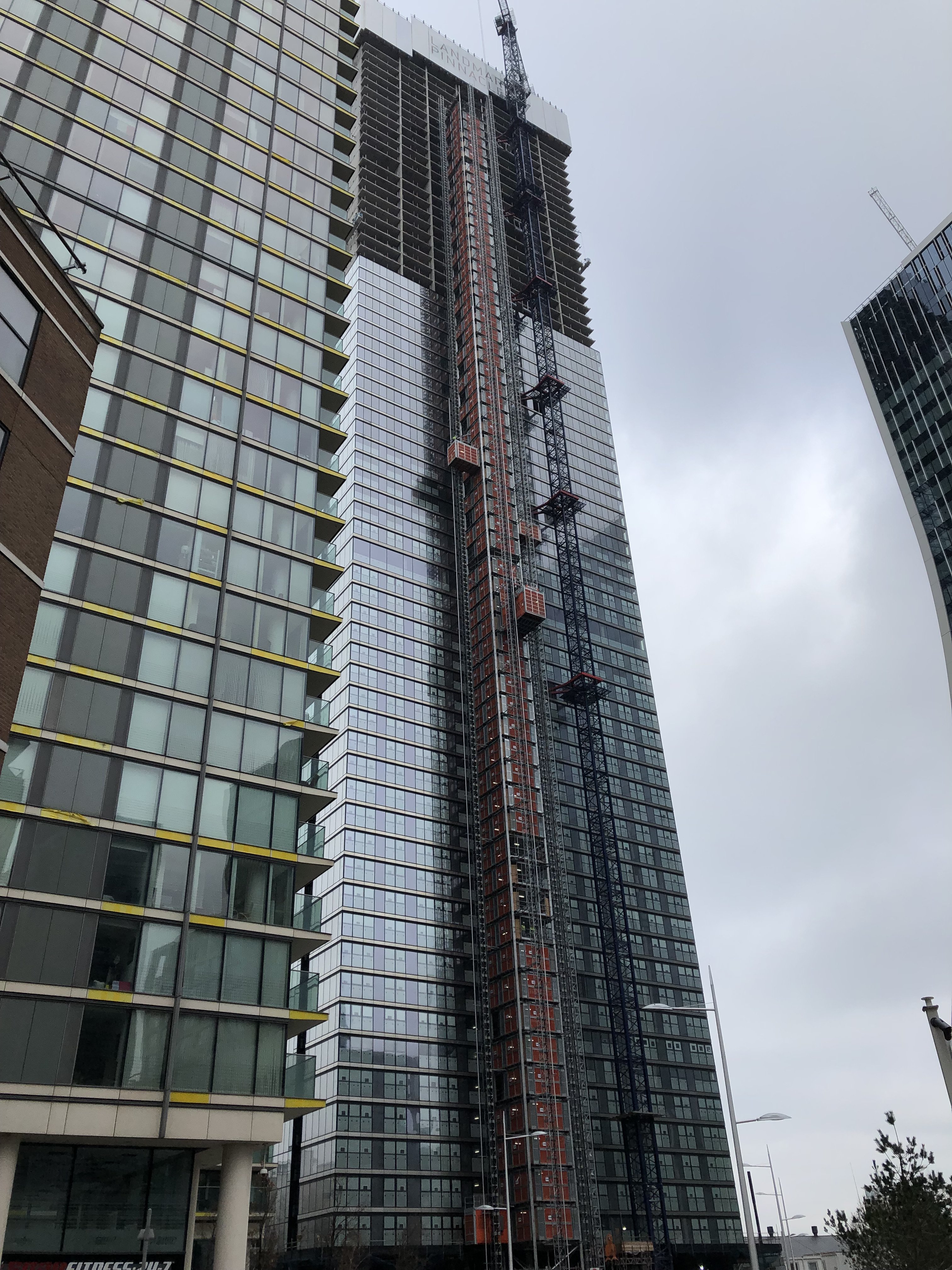 2018: Alimak passenger hoists at Landmark Pinnacle construction site in London
